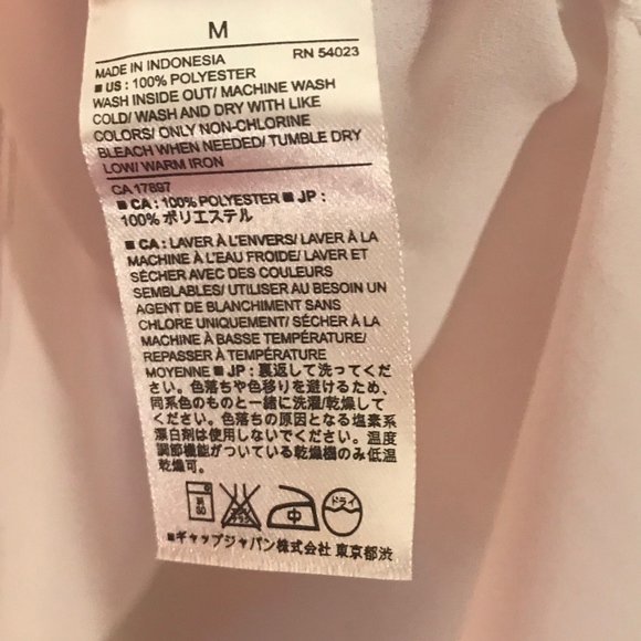 Banana Republic White Front Pocket Tank - Picture 5 of 5